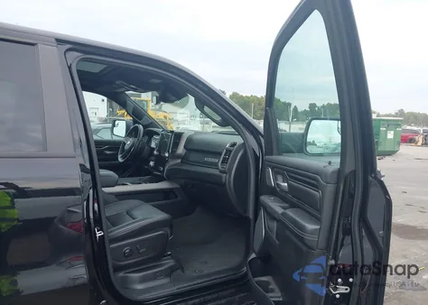 2023 Ram 1500 Rebel 4X4 5'7 Box z USA, uszkodzony, nr VIN 1C6SRFLT7PN537900